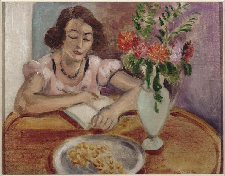 Reading girl