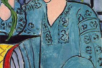 The Romanian Green Bluse