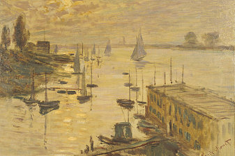 The pool seen from the bridge Argenteuil