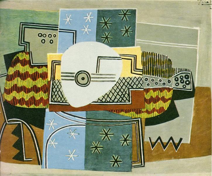 Still life with the mandolin 