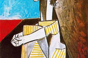 Portrait of Jacqueline Roque with her hands crossed