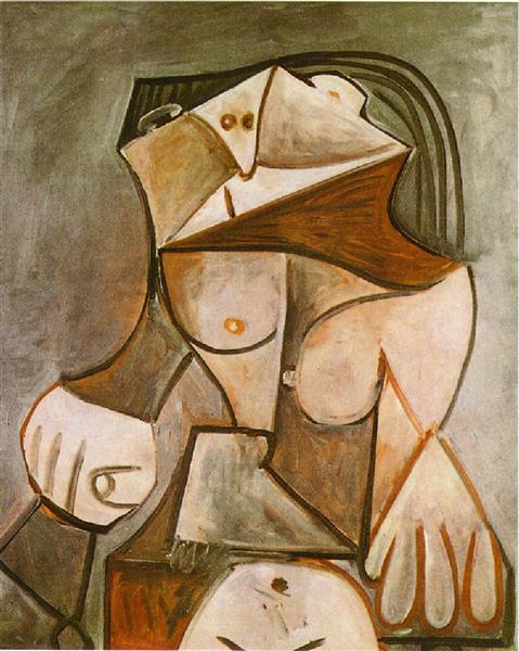 Crouching female nude 
