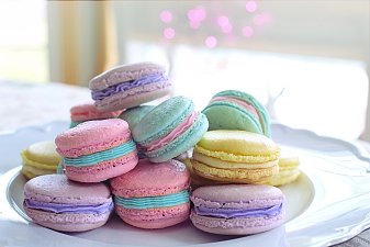 Easter Pastels Macarons